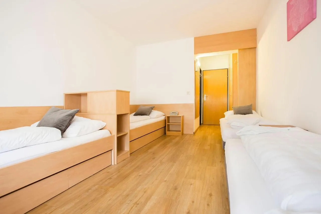 Mynext - Westbahnhof Hostel One Vienna Austria