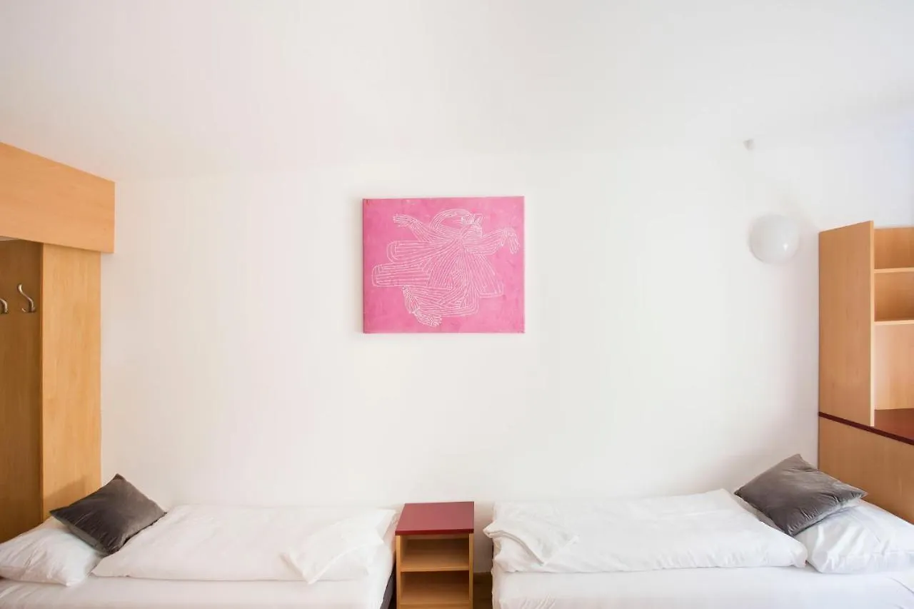 myNext - Westbahnhof Hostel One Wien