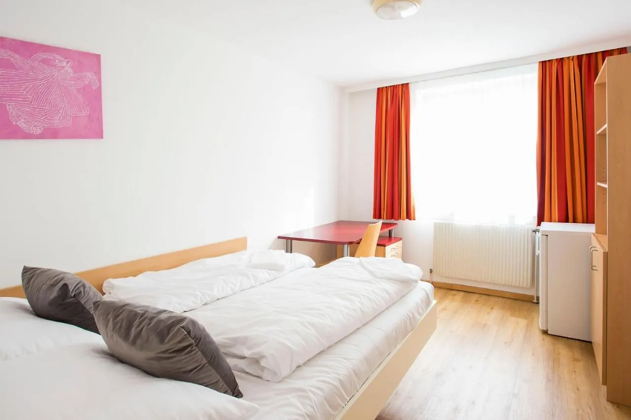 myNext - Westbahnhof Hostel One Wien