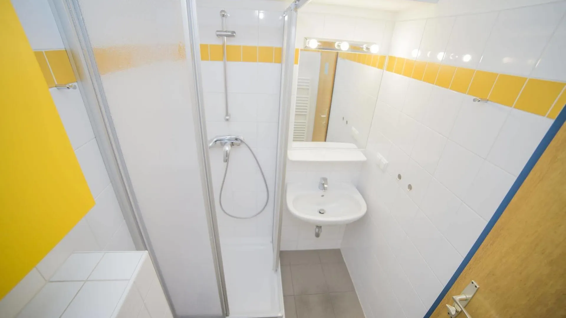 myNext - Westbahnhof Hostel One Wien 0*,  Österreich